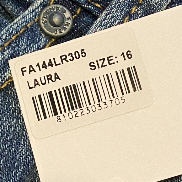 NWT SLINK JEANS frayed denim curvy fit Laura shorts SIZE 16 - Picture 6 of 9